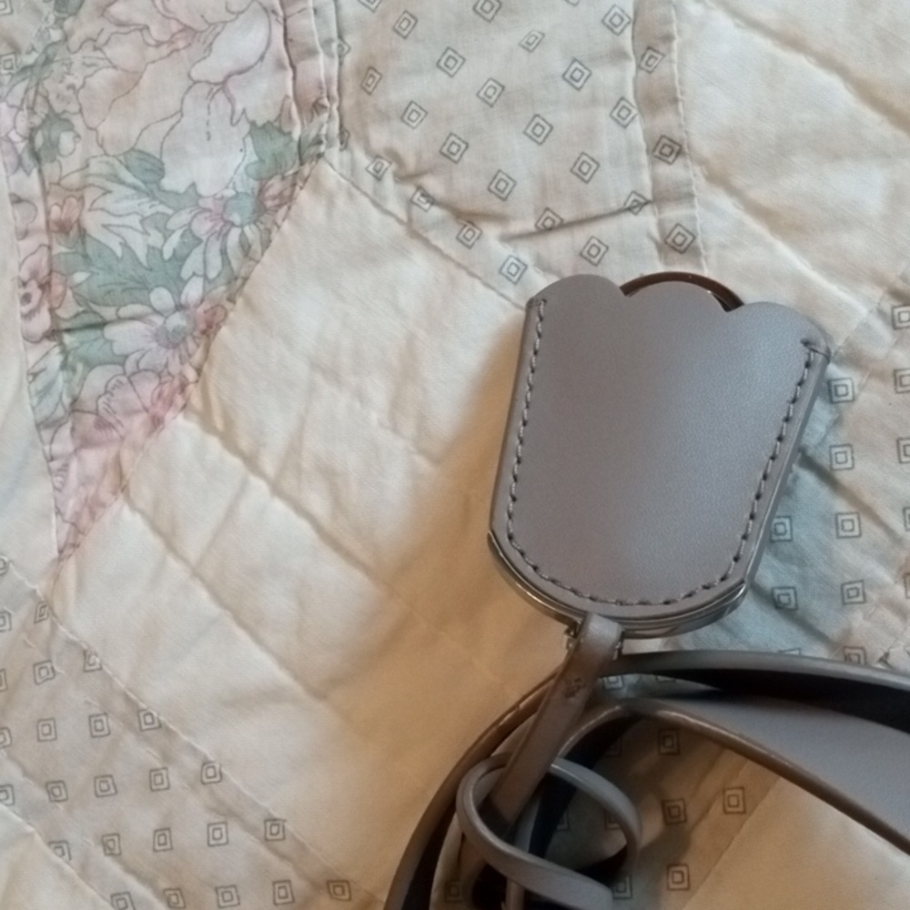 Kate Spade Purse - Picture 9 of 9